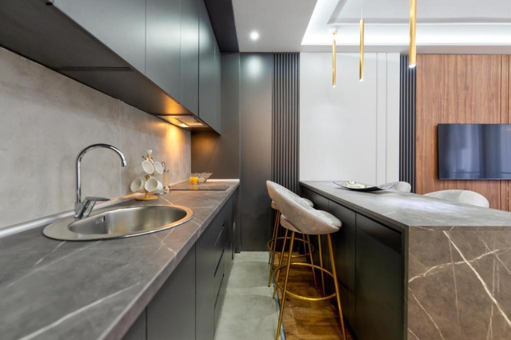 Mans Lux 8 Apartman Zlatibor Exterior foto
